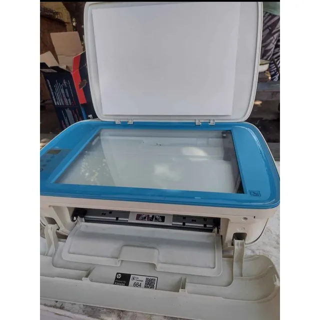Impresora Multifunción  Hp Deskjet Ink 3635 Con Wifi 220v