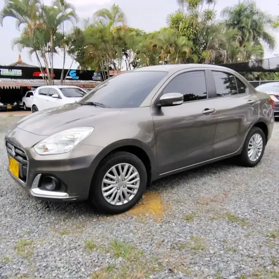 Suzuki Swift 2022 1.2 Dzire