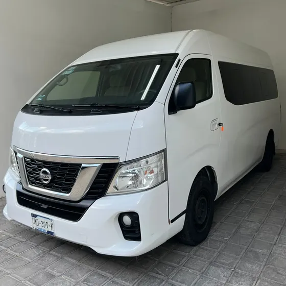 Nissan Urvan 2021 2.5 15 Pas Amplia Aapack Seg Mt