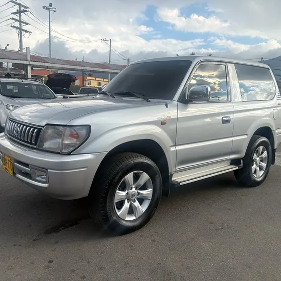 Toyota Prado 2009 2.7 Sumo 3p