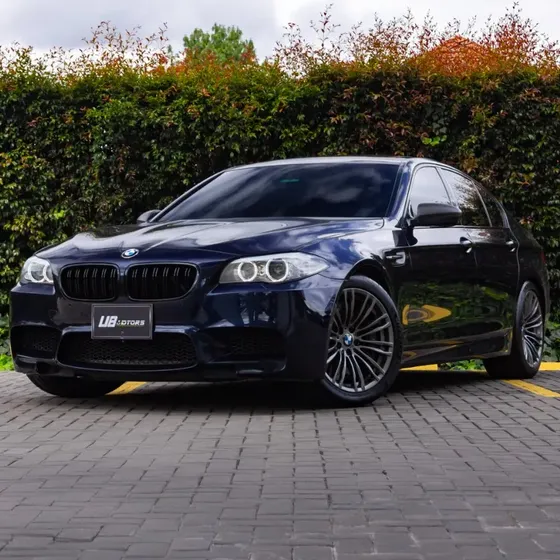 BMW Serie 5 2014 M5 F10 4.4l