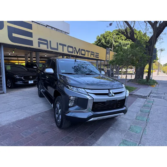 Mitsubishi L200 2.5 Di-d Cabina Doble 4x4 At