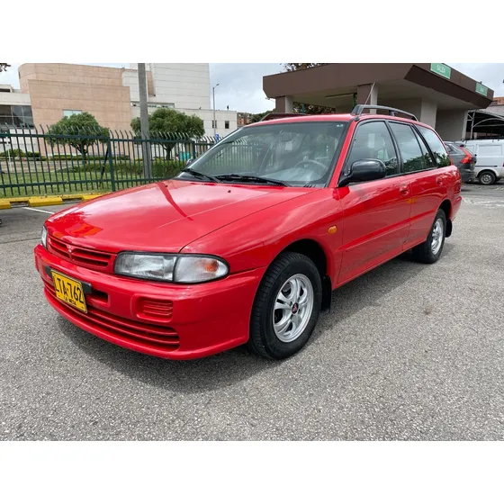 Mitsubishi Lancer 1.6 Glxi