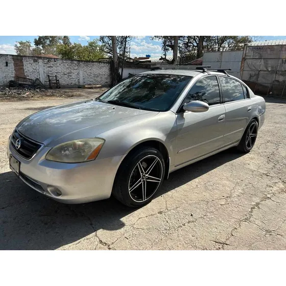 Nissan Altima 3.5 Se V6 Mt