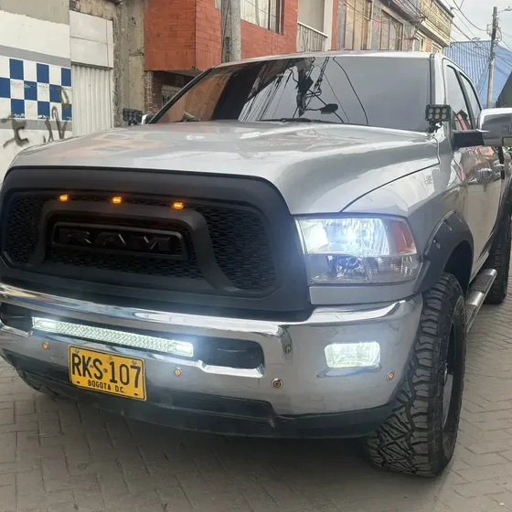 Dodge Ram 2011 5.7 2500 Crew Cab Laramie
