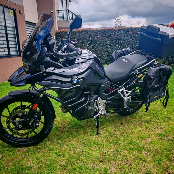 Bmw F800gs, 5800km, Triple Black Cadena M Endurace