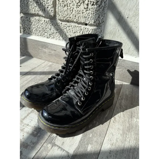 Botas Negras Tipo Dr Martens