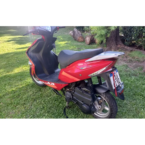 Como Nuevo Titular Se Vende Transferida.