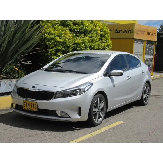 Kia Cerato Pro 1.6 Zenith