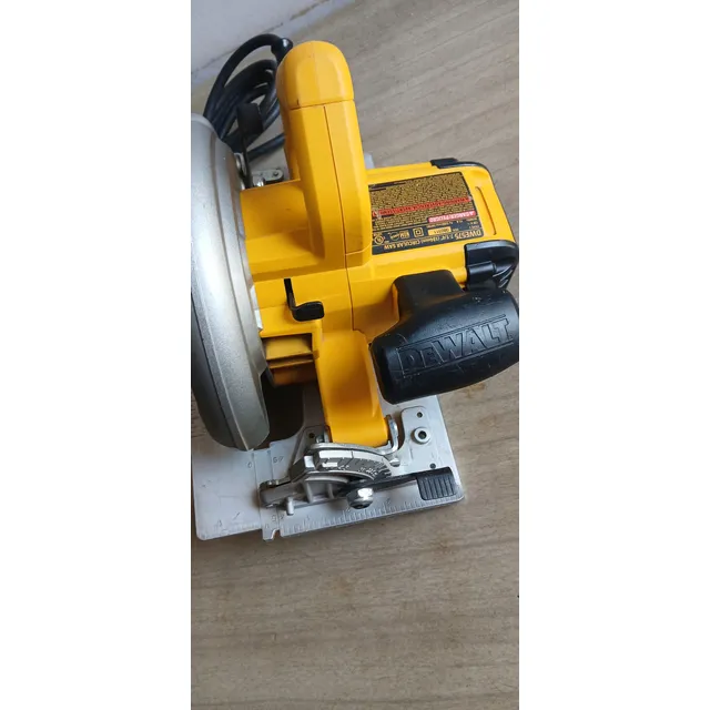 Sierra Circular Dewalt