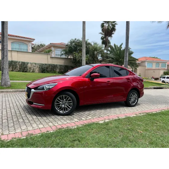 Mazda 2 1.5 Grand Touring Lx Sedan