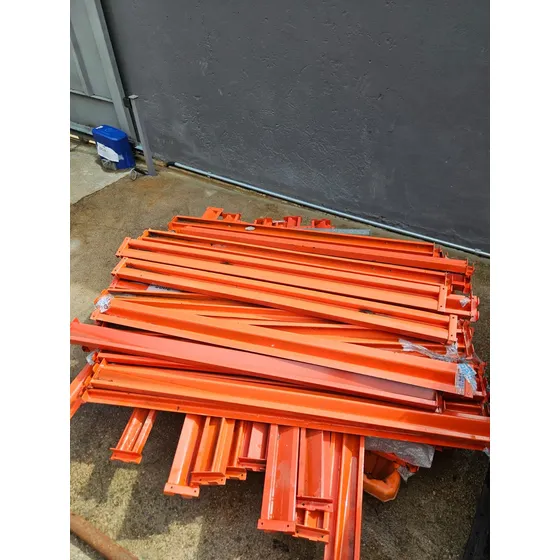 Lote 22 Parantes O Porticos Y 90 Vigas Para Estanteria Metal