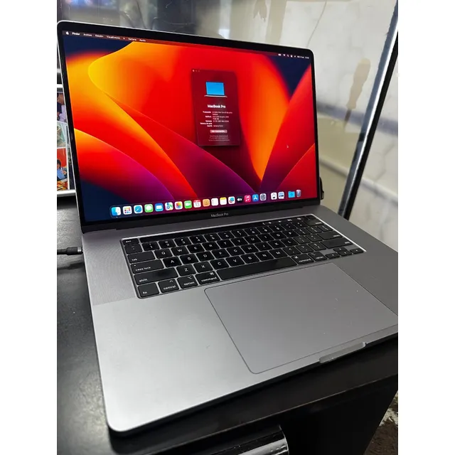 Apple Macbook Pro 16  Intel I9, 32gb, 02tb Ssd, 04gb Radeon 