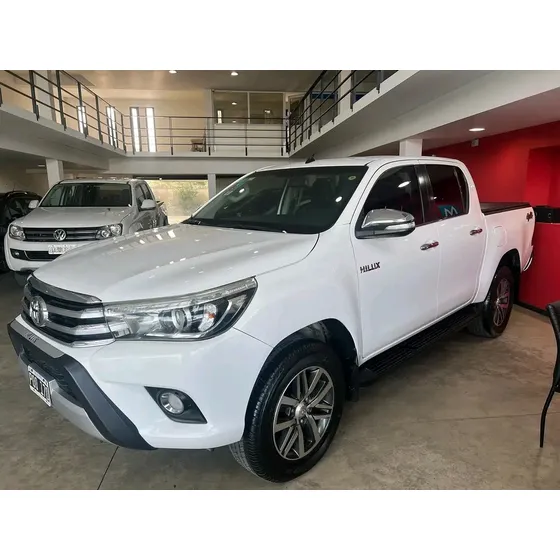 Toyota Hilux 2.8 Cd Srx 177cv 4x4