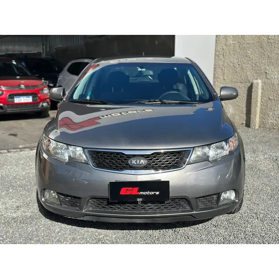 Kia Cerato 1.6 Forte 6mt