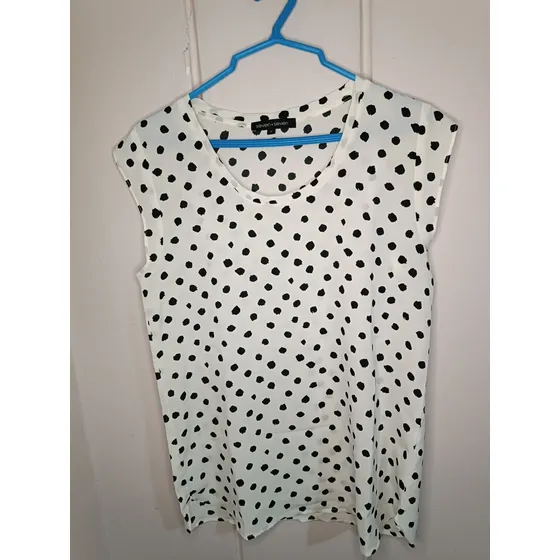 Blusa Estampada Manga Corta Usada