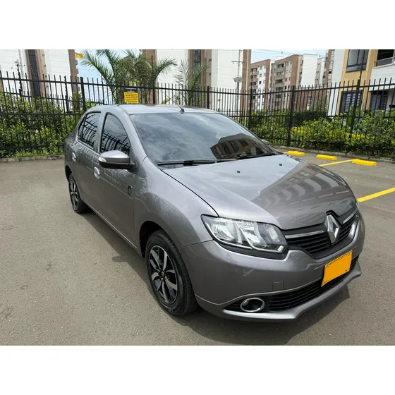 Renault Logan 1.6 Privilege / Intens