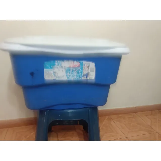 Cava Rubbermaid Usada 47 Lts.