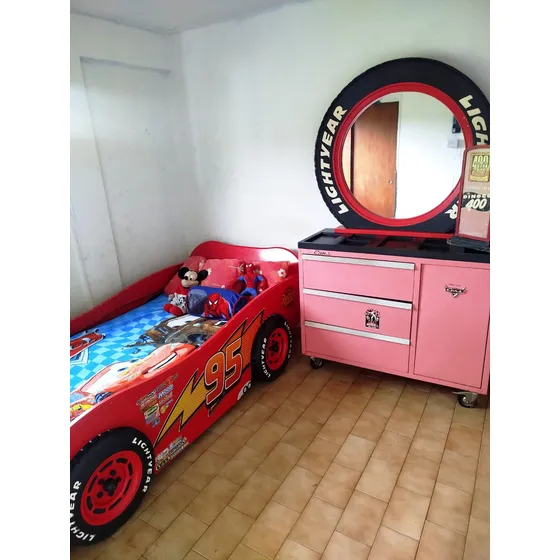 Juego De Cuarto Para Niños De Cars Cama Gavetero Espejo