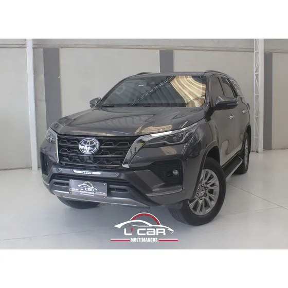 Toyota Hilux Hilux Sw4 Srx 4x4 2.8 Tdi 16v Dies. Aut.