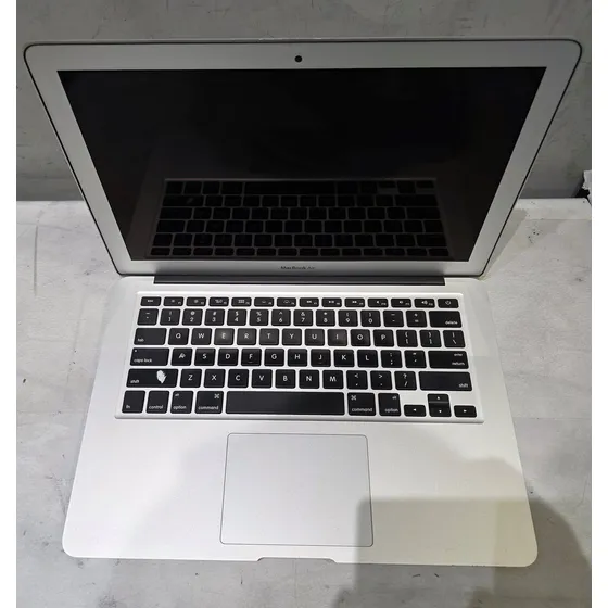 Macbook Air  Core I5 Ssd 256gb 8gb Ram 2017 Semi Novo Silver