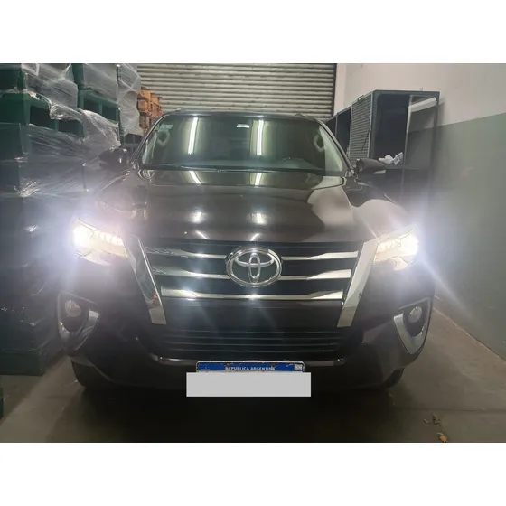 Toyota Hilux Sw4 2.8 Srx 177cv 4x4 7as At
