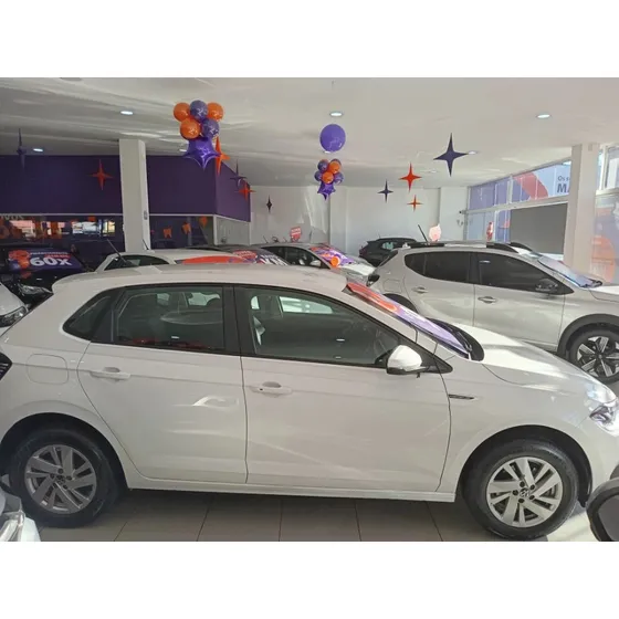 Volkswagen Polo Comfortline (aut) (flex)