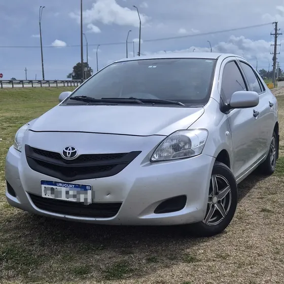 Toyota Yaris 2008 1.5 Full 2009