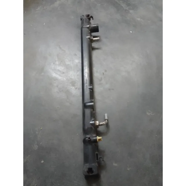Tanque Del Radiador Inferior Toyota Fortuner Original