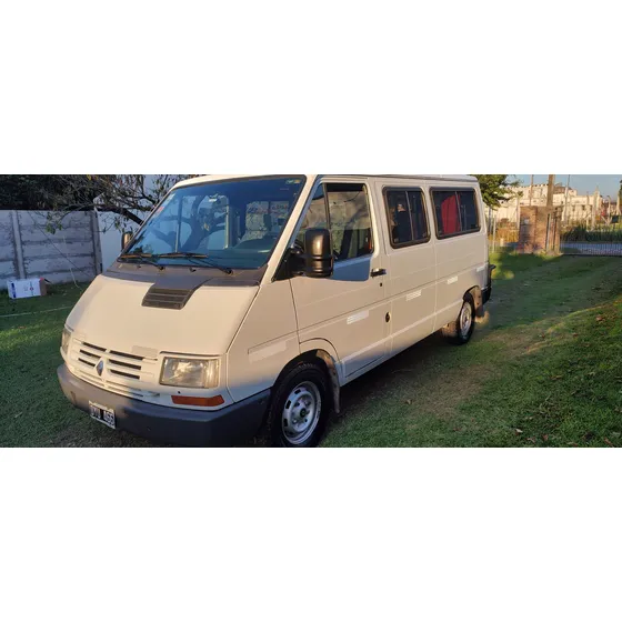 Renault Trafic 1.9 Diesel Larga Vidriada Con Asientos