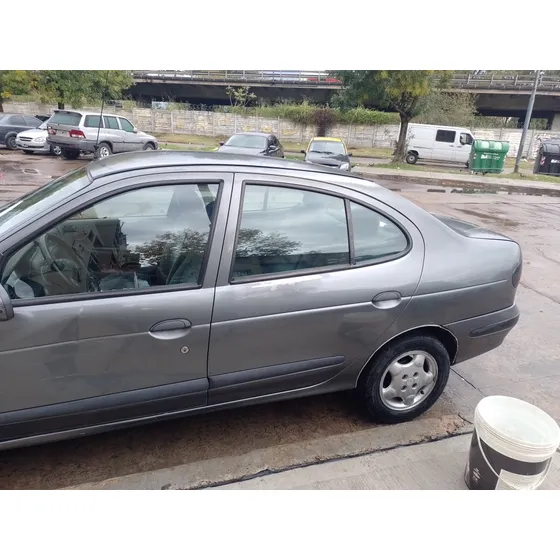 Renault Megane 2.0 Rxe
