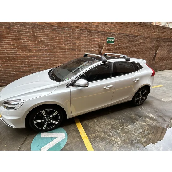 Volvo V40 2.0 T4 Drive-e R-design