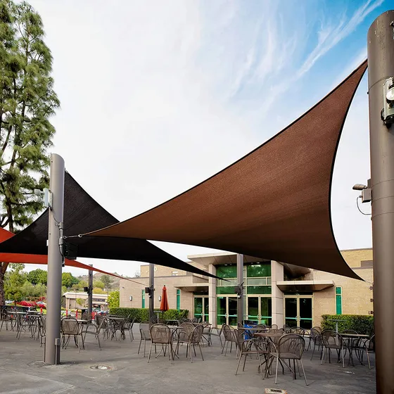 Toldo Triangular Tipo Vela De 4,8 X 4,8 X 4,8 Metros. Marron