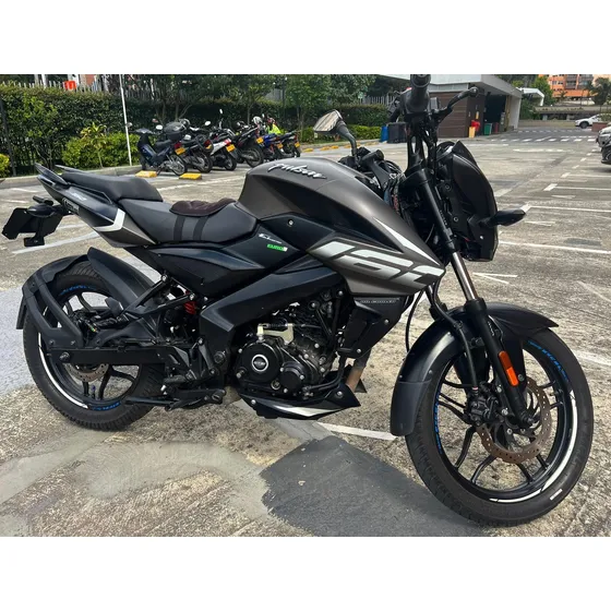 Pulsar Ns 160fi