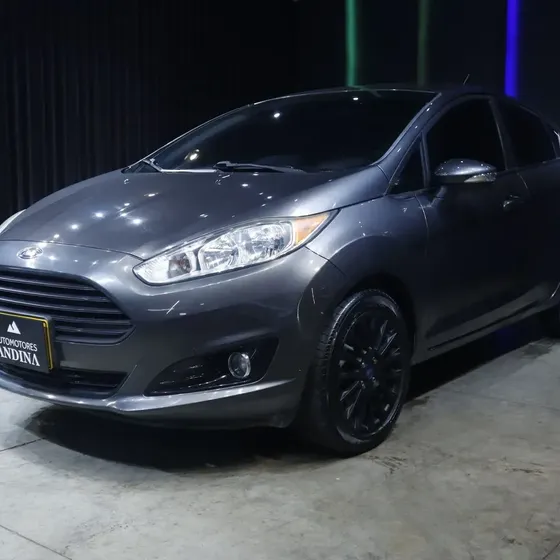 Ford Fiesta 2016 Hatchback Titanium Mt 1600cc 5p