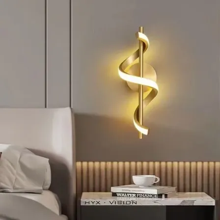 Arandela De Parede Moderna Dourada 40cm Luz De 3cores Bivolt