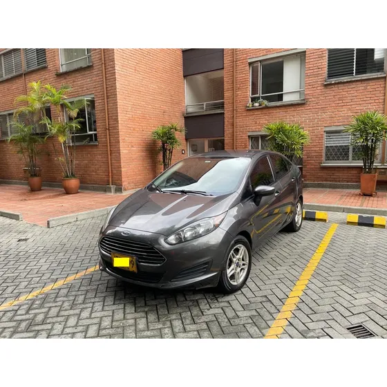 Ford Fiesta 1.6 Sportback Se
