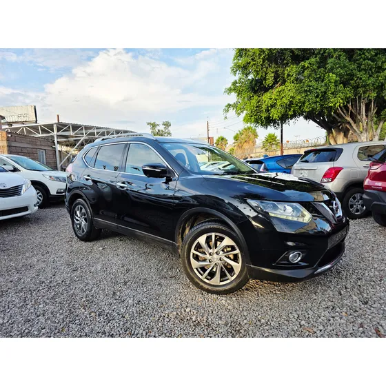 Nissan X-trail 2.5 Exclusive 2 Row Cvt