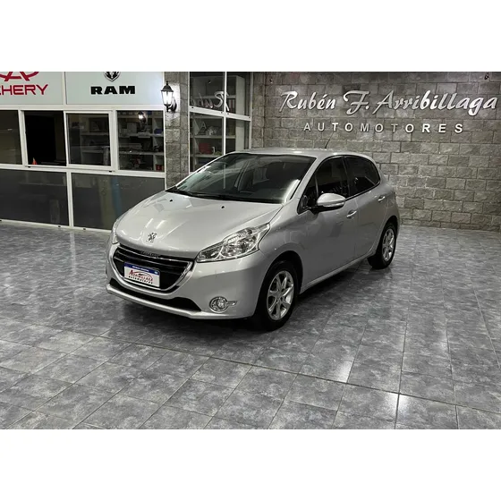 Peugeot 208 1.5 Allure Touchscreen