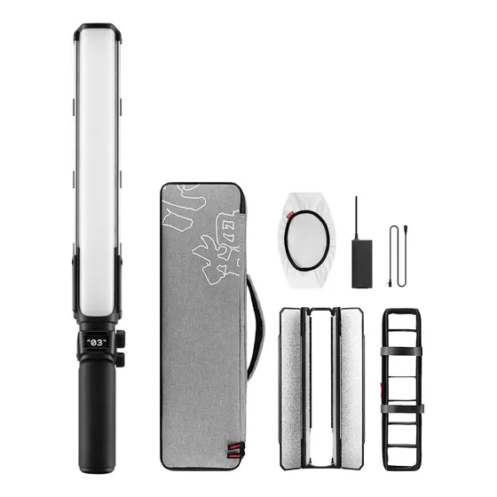 Iluminador Bastão Led Zhiyun Fiveray V60 Combo Bicolor 60w Estrutura Preto Luz Bi-color 127/220v