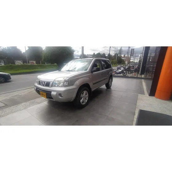 Nissan Xtrail 2.2 S Basica