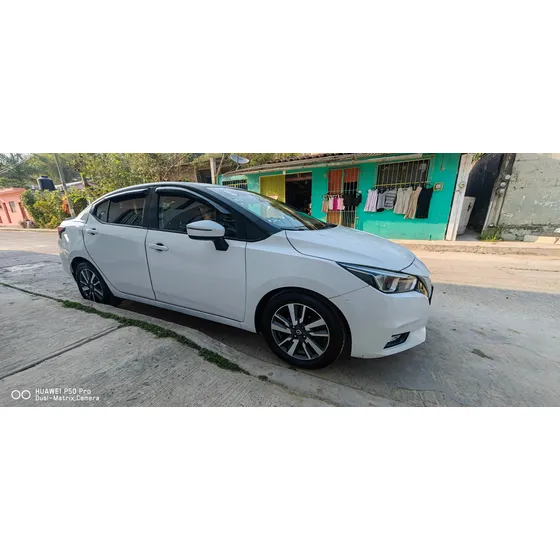 Nissan Versa 1.6 Advance L4 Man At