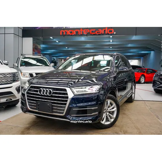 Audi Q7 3.0 V6 Select 5 Pasajeros At