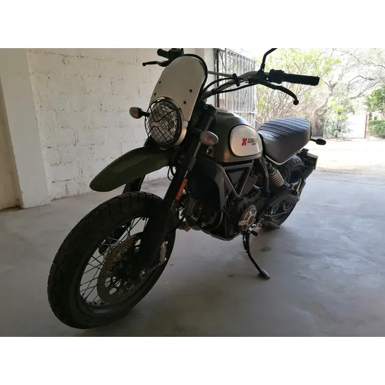 Ducati Scrambler 800 Urban Enduro