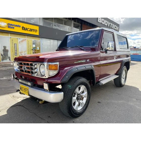 Toyota Land Cruiser 4.5 Mt