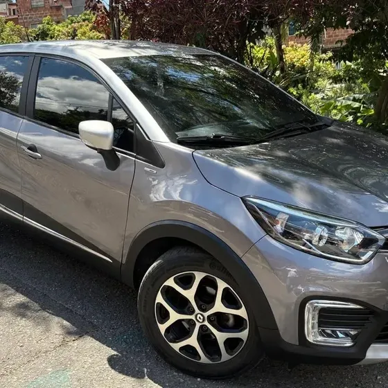 Renault Captur 2022 2.0 Bose Automática