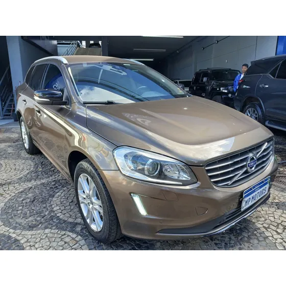 Volvo Xc60 2.0 T5 Momentum Gasolina 4p Automático