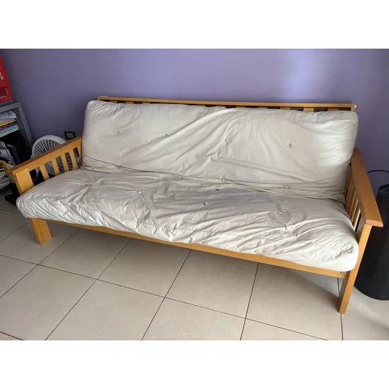 Futon / Sillon 3 Cuerpos De Madera Guatambu Beige Liso