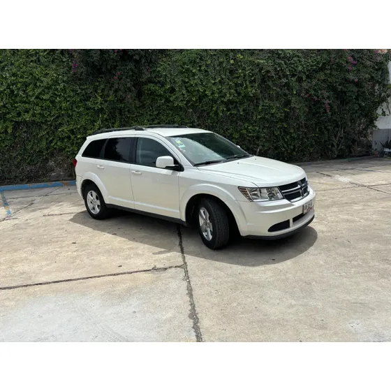 Dodge Journey 2.4 Se 7 Pasajeros At