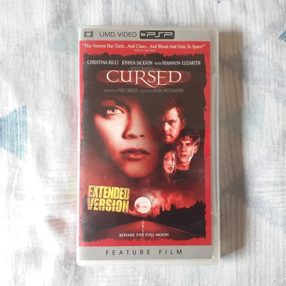 Psp - Filme - Cursed Extended Version + Caixa + Panfleto